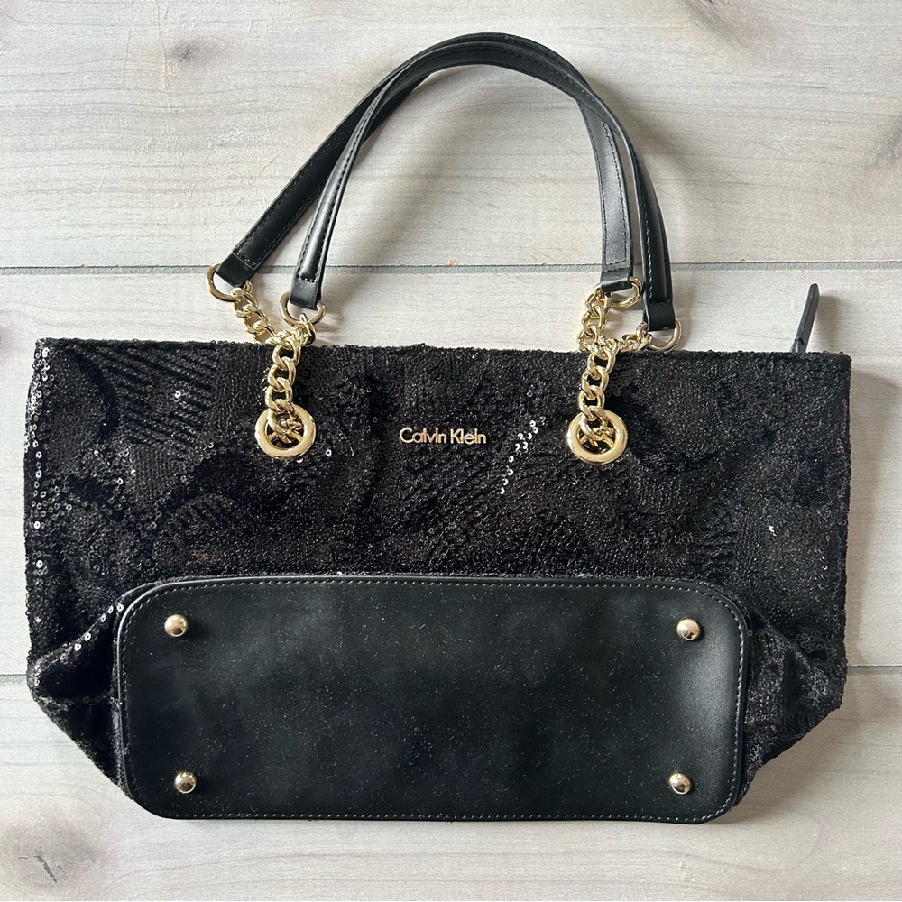 NWT Calvin Klein Black Sequins Medium Shoulder Handbag - Picture 1 of 8